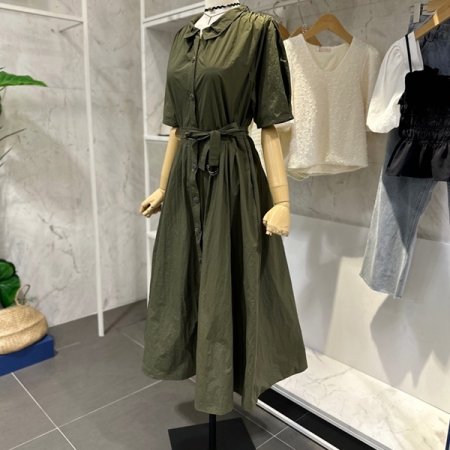 벨티드 프릴 원피스