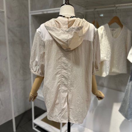 후드 절개 점퍼