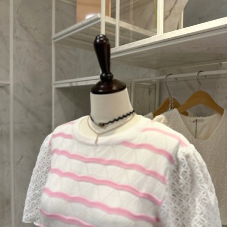 펀칭 웨이브 니트