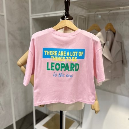 레터링 크롭 티셔츠