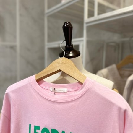 레터링 크롭 티셔츠