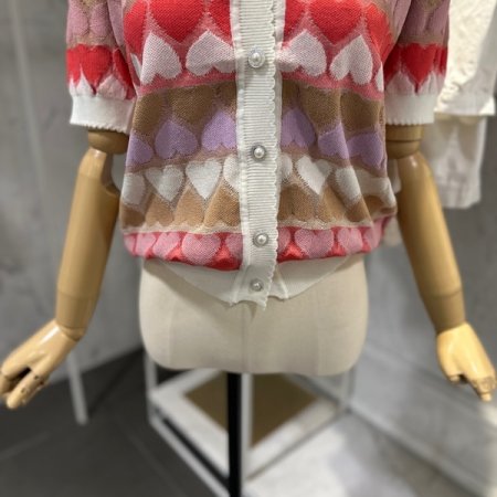 하트 단 진주 가디건
