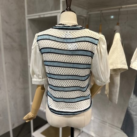 소매배색 단 니트