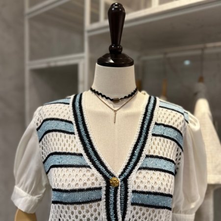 소매배색 단 니트