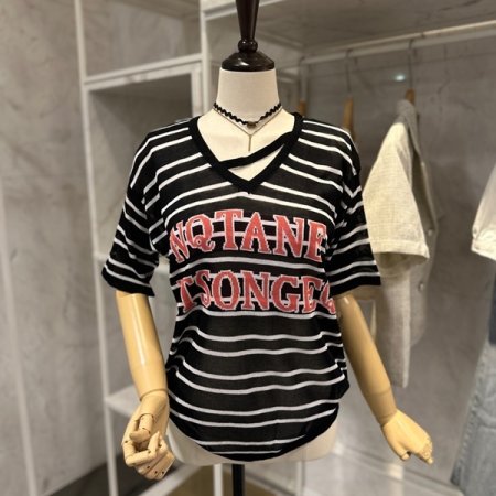 목선트임 단 니트