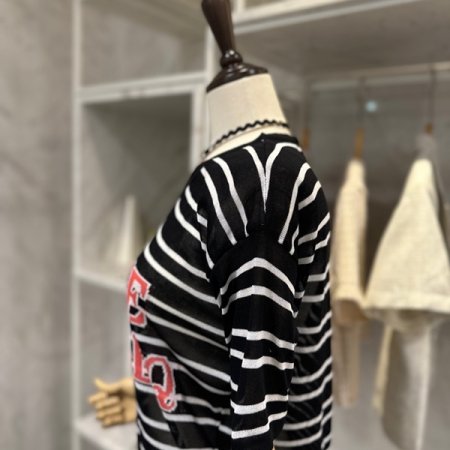 목선트임 단 니트