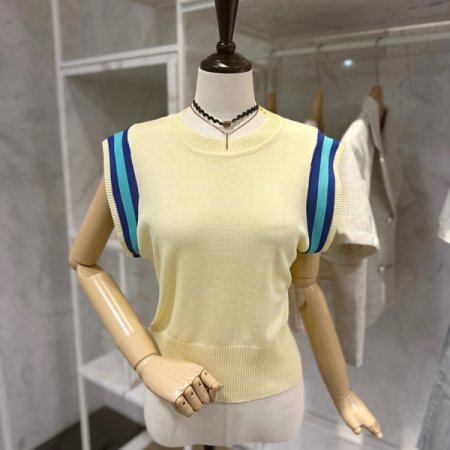 소매단 배색 니트