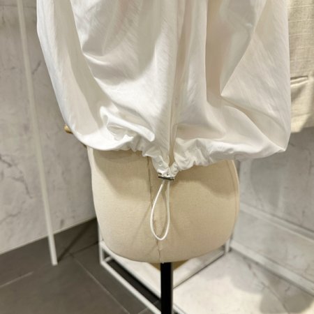 퍼프 심플 블라우스