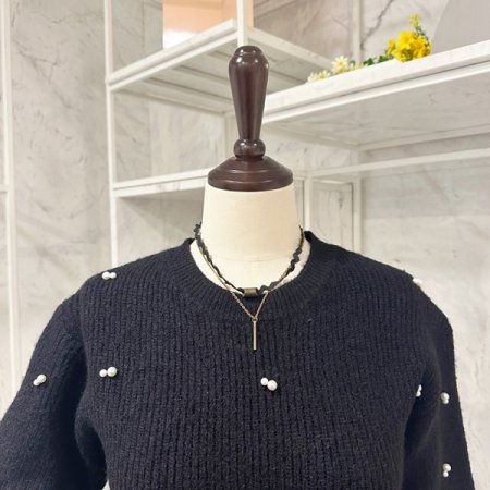 진주장식 퍼프 니트