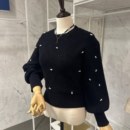 진주장식 퍼프 니트