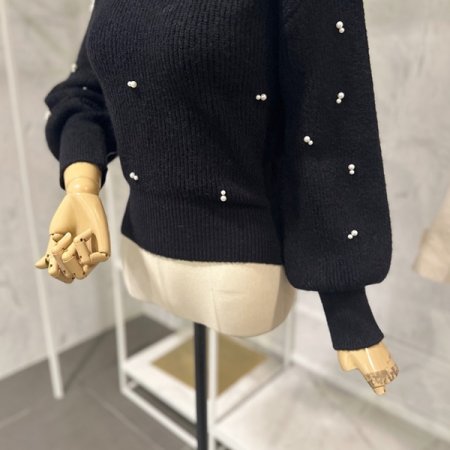 진주장식 퍼프 니트