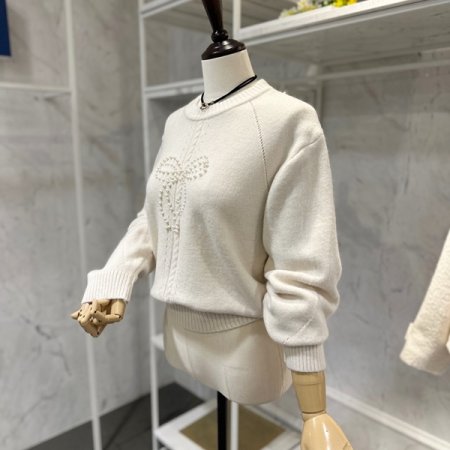 진주리본 라운드 니트