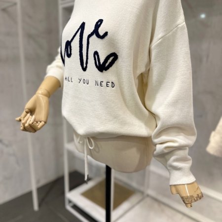 러브 레터링 스트링 니트