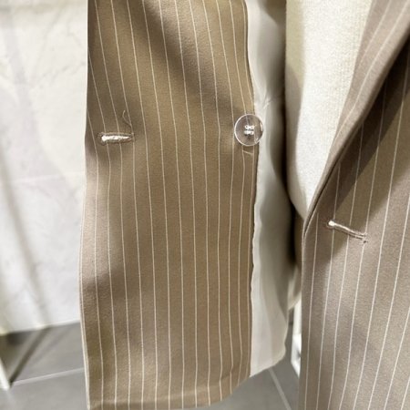 스트라이프 배색 자켓