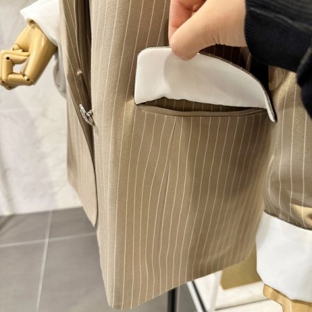 스트라이프 배색 자켓