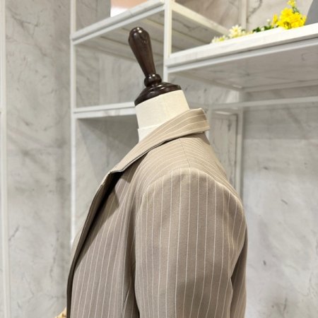 스트라이프 배색 자켓