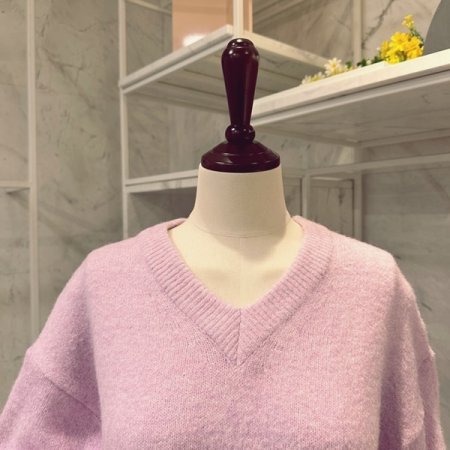 브이넥 루즈핏 니트