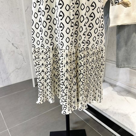 링 커브 스트링 원피스