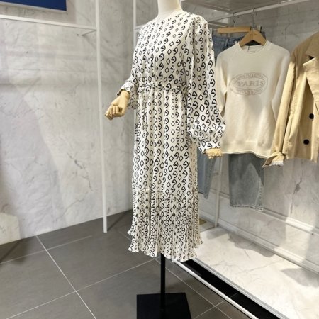 링 커브 스트링 원피스