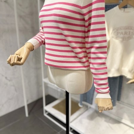 보트넥 스트라이프 니트