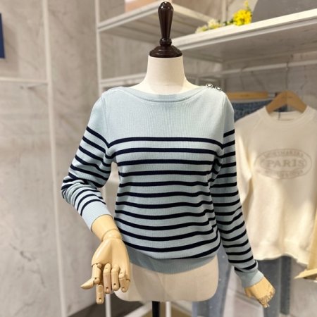 보트넥 스트라이프 니트