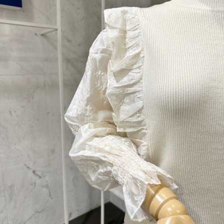 양 러플 레이스 니트