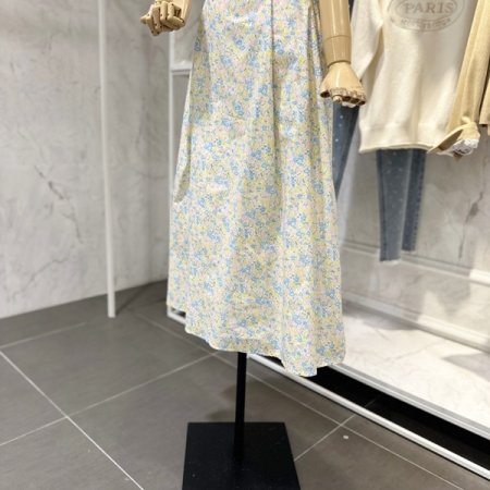 플라워 핀턱 에이라인 스커트