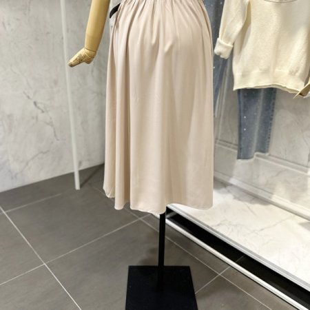 은단추 언발 벨트 스커트