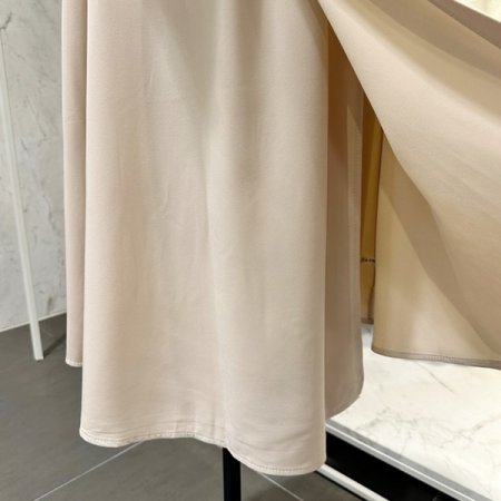 은단추 언발 벨트 스커트