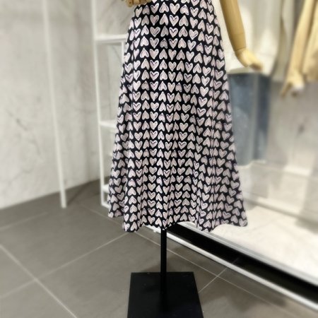 하트 뒷밴딩 스커트