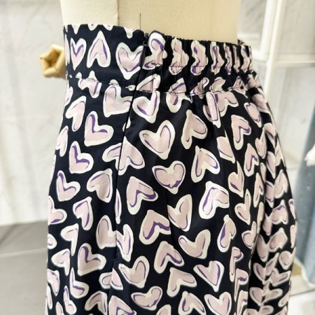하트 뒷밴딩 스커트