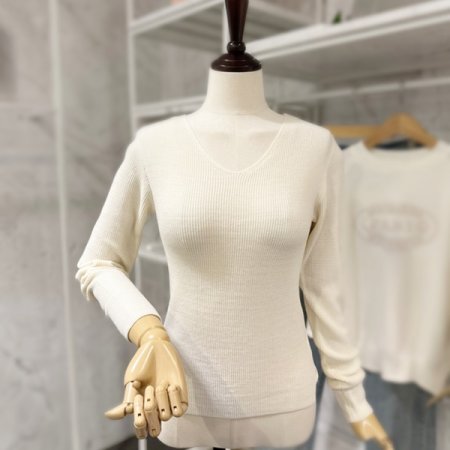 골지 트임 브이넥 니트