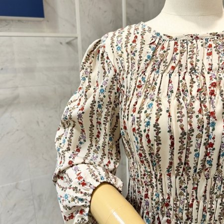 라운드 꽃 셔링 원피스