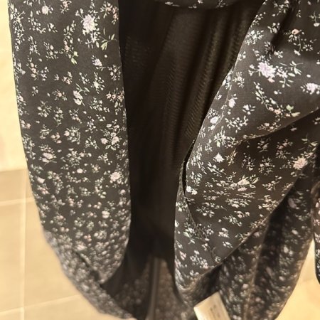 라운드 잔꽃 셔링 원피스