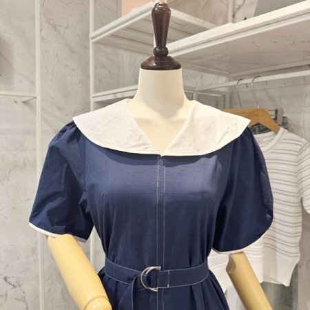 세일러 벨티드 원피스