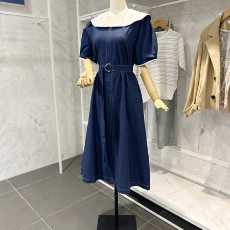 세일러 벨티드 원피스