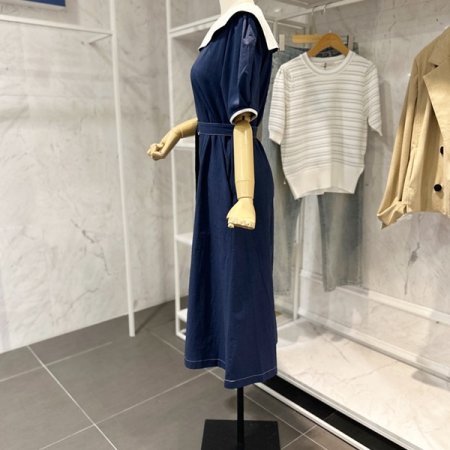 세일러 벨티드 원피스