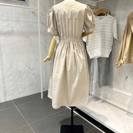 브이넥 셔링 원피스