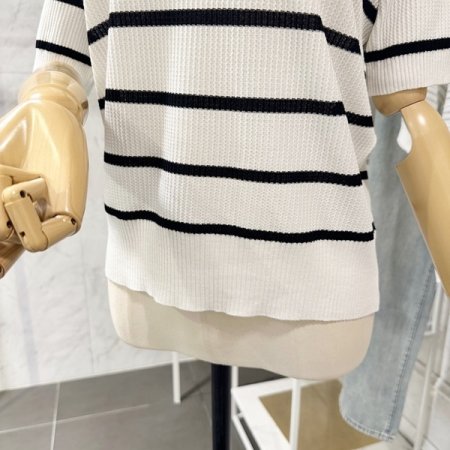 하트 스트라이프 니트
