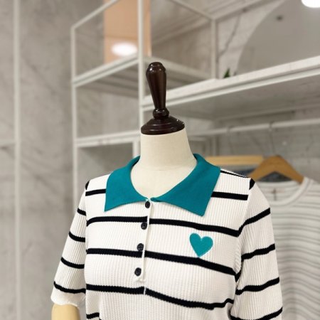 하트 스트라이프 니트