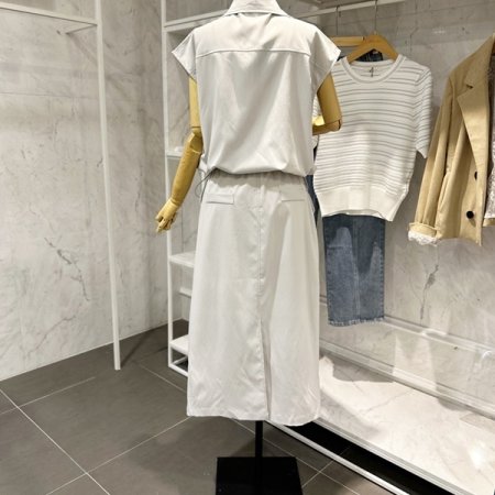 스트링 조끼 뒷트임 스커트 세트