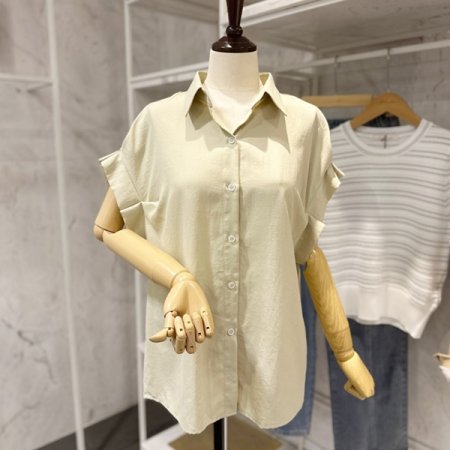 캡소매 핀턱 블라우스