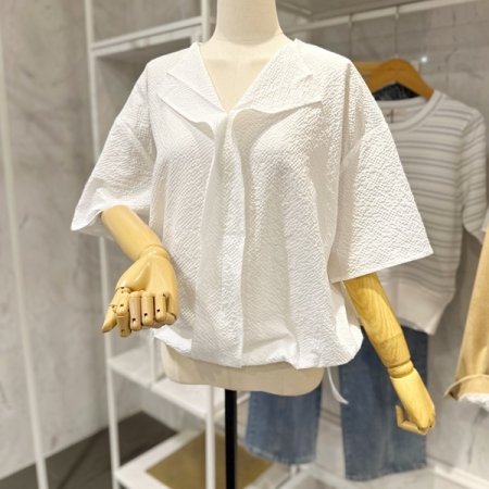 스트링 트임 블라우스