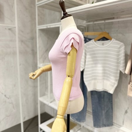 이중 프릴 니트