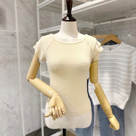 이중 프릴 니트