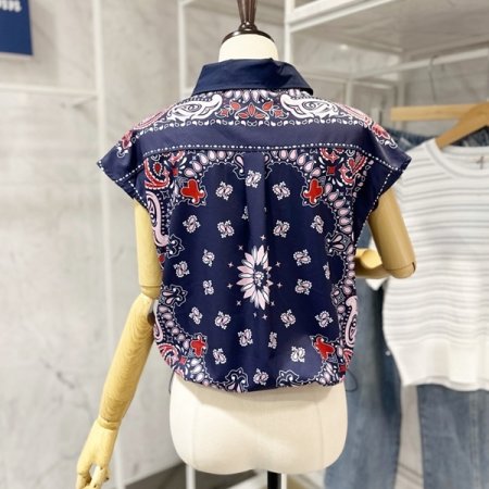 뒷 문양 스트링 셔츠