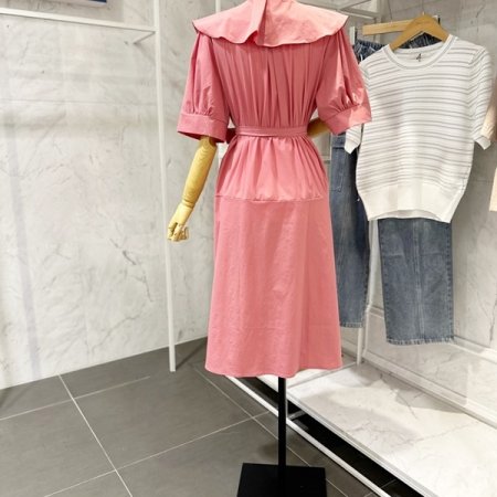 더블카라 벨티드 원피스