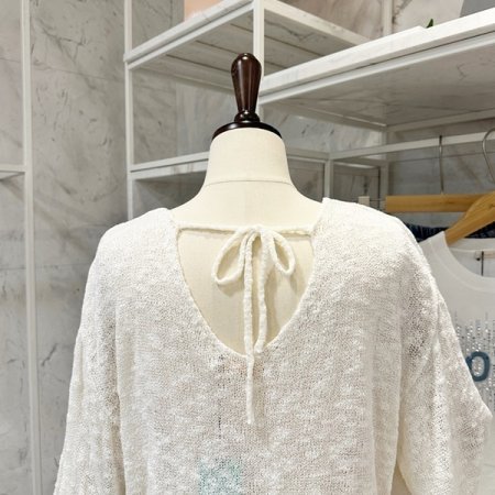 뒷끈 루즈핏 브이넥 니트