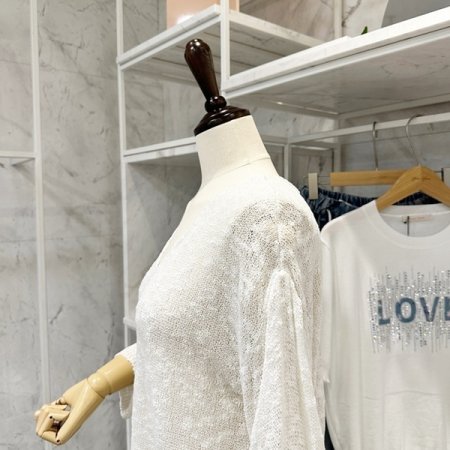 뒷끈 루즈핏 브이넥 니트