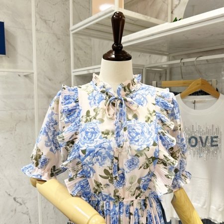 큰장미 프릴 플리츠 원피스